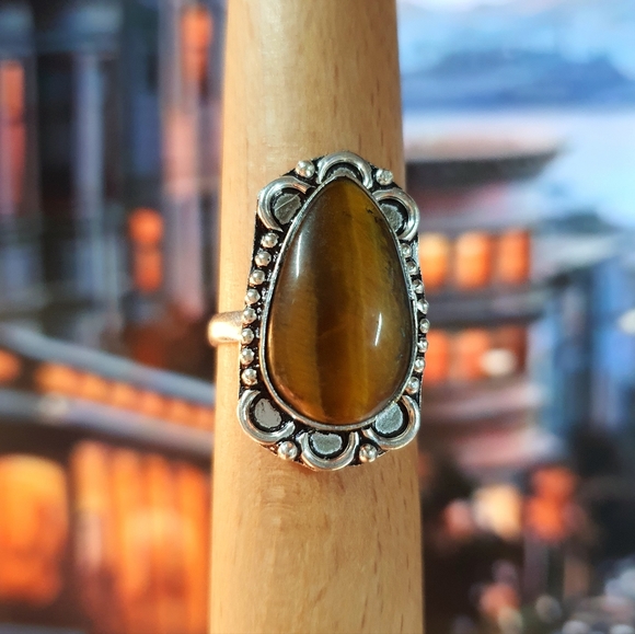 Tiger's Eye Sterling Silver Plated Ring Size 9 - Picture 4 of 10